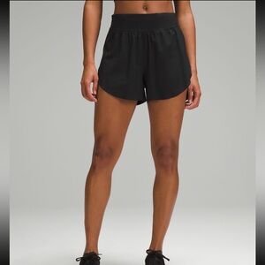 Lululemon Fast and Free Reflective High-Rise Classic Fit Short 3” in black